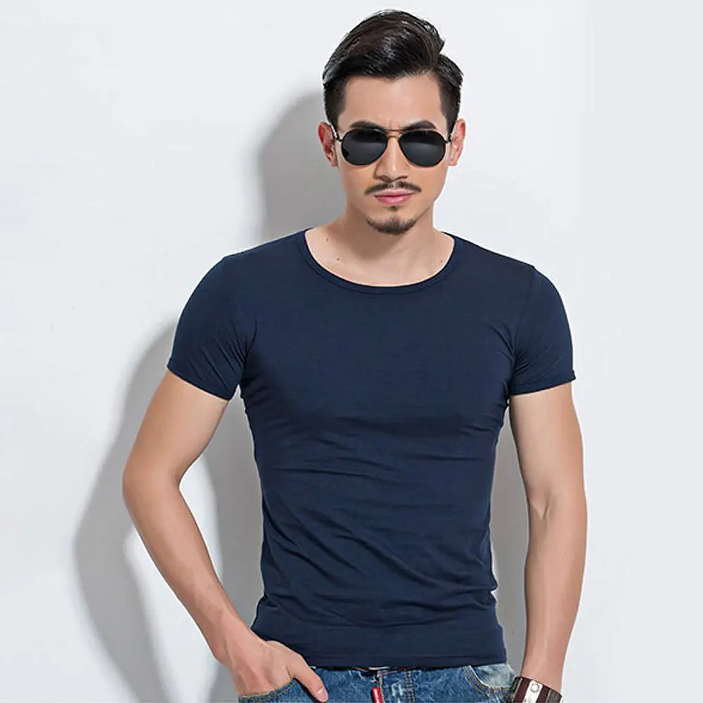 Camiseta Masculina Slim Fit Essential