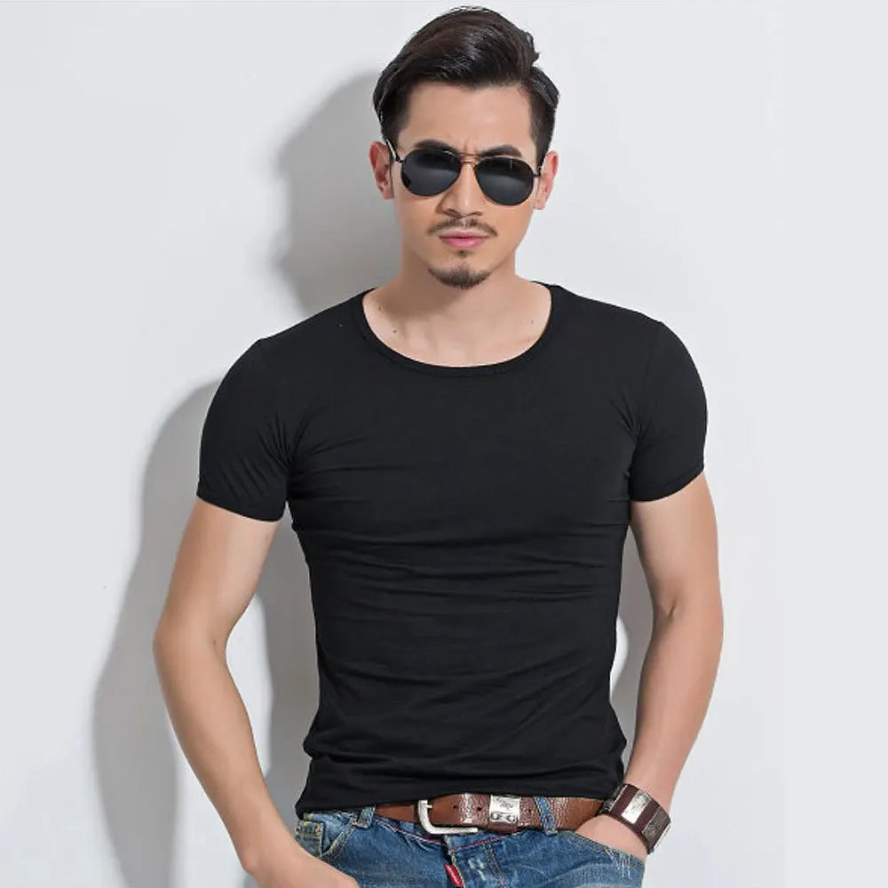 Camiseta Masculina Slim Fit Essential