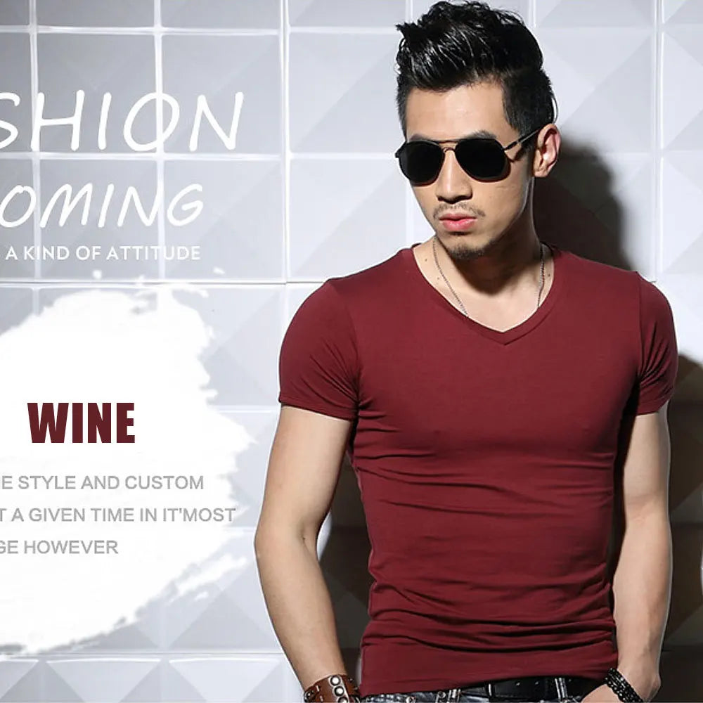 Camiseta Masculina Slim Fit Essential