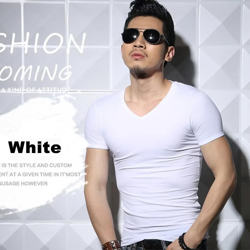 Camiseta Masculina Slim Fit Essential